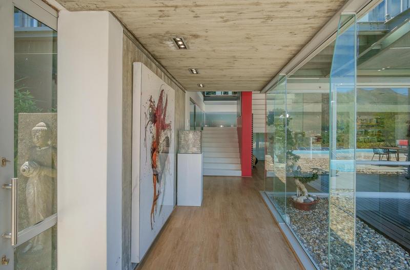 6 Bedroom Property for Sale in Victorskloof Western Cape